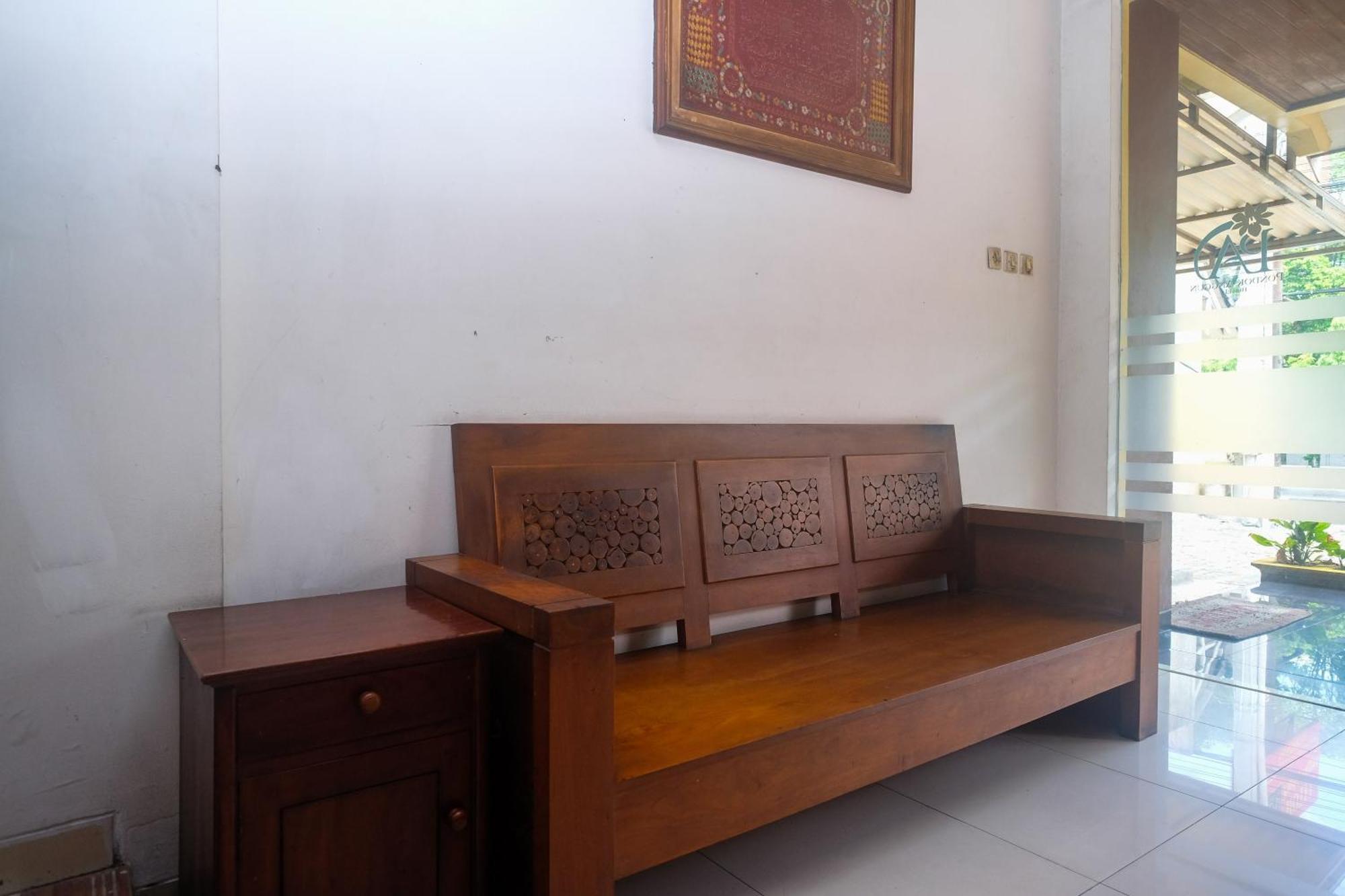 Urbanview Hotel Pondok Anggun Yogyakarta By Reddoorz Maguwo Extérieur photo