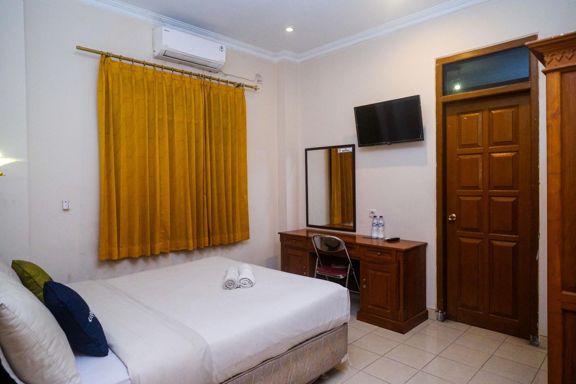Urbanview Hotel Pondok Anggun Yogyakarta By Reddoorz Maguwo Extérieur photo