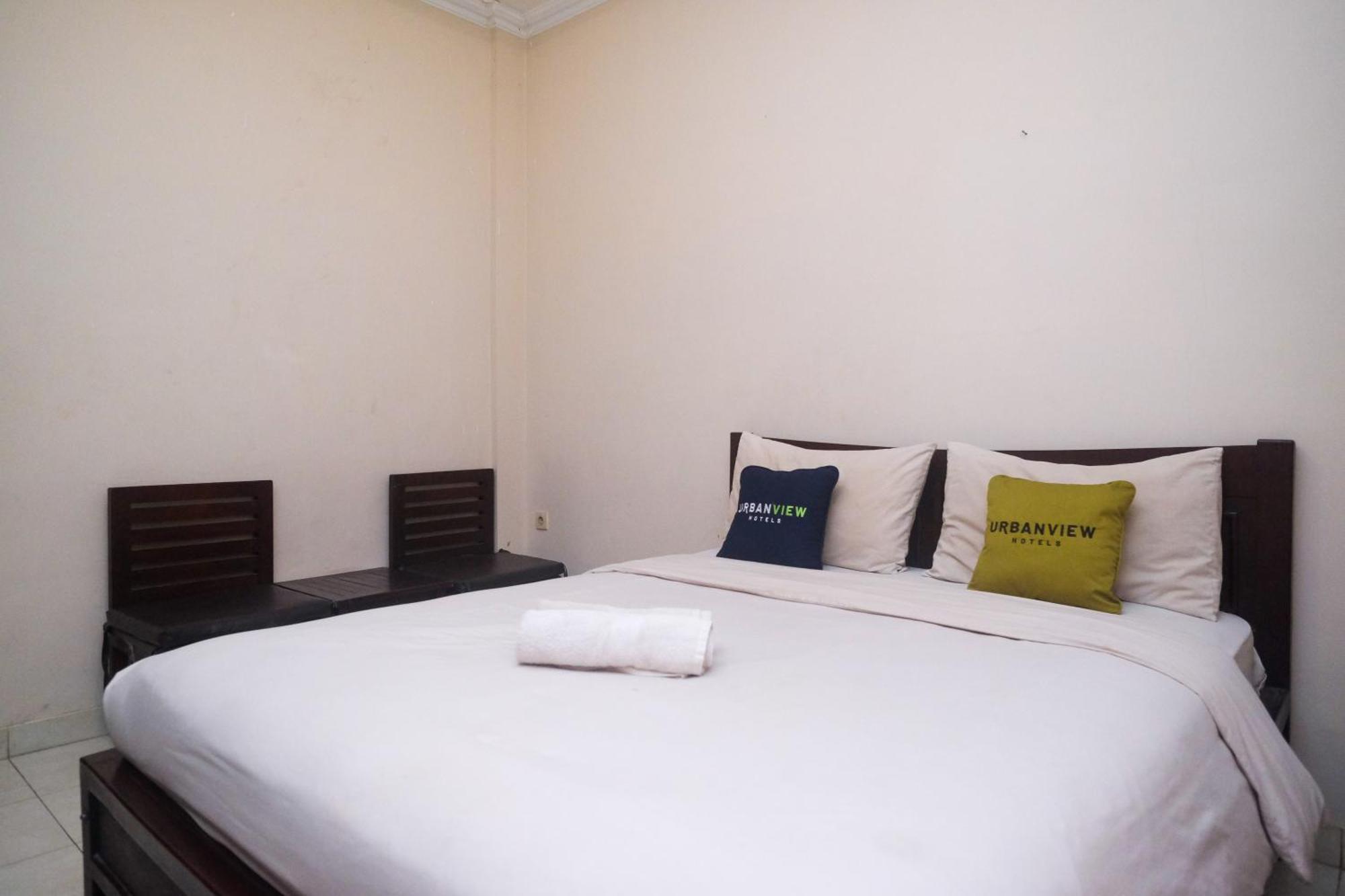 Urbanview Hotel Pondok Anggun Yogyakarta By Reddoorz Maguwo Extérieur photo
