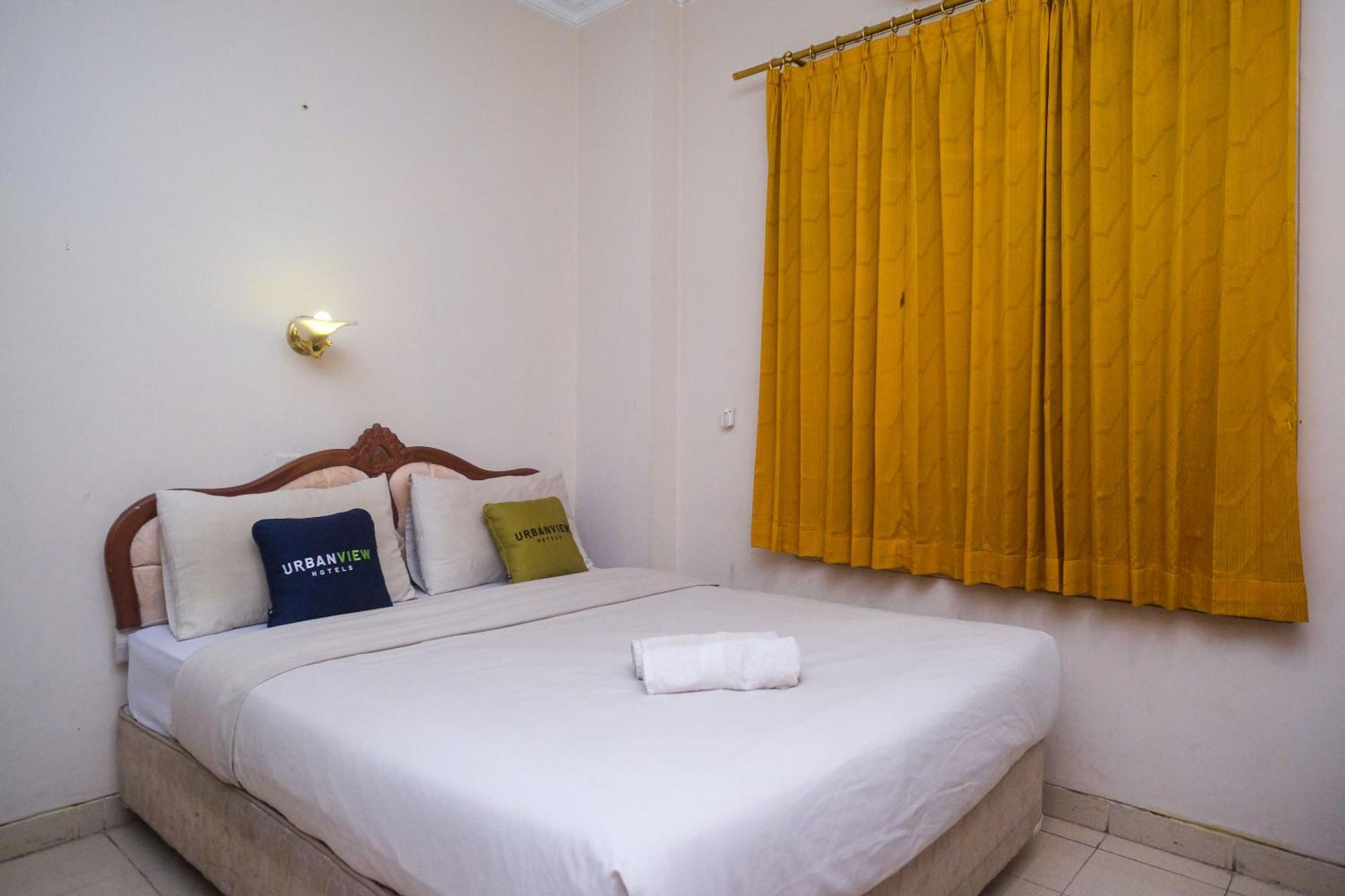Urbanview Hotel Pondok Anggun Yogyakarta By Reddoorz Maguwo Extérieur photo