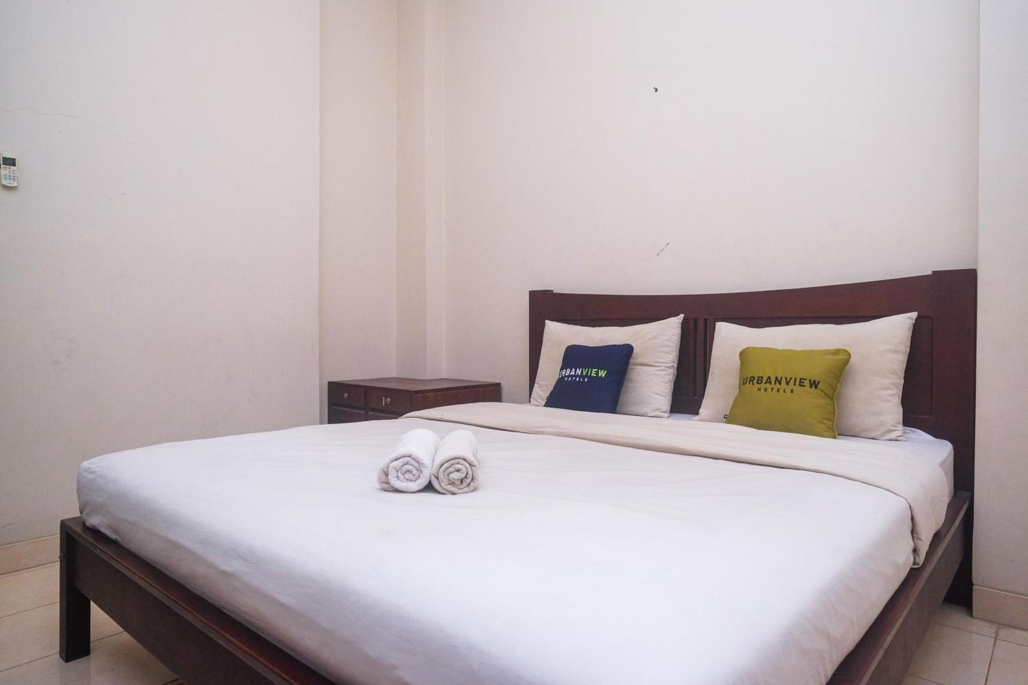 Urbanview Hotel Pondok Anggun Yogyakarta By Reddoorz Maguwo Extérieur photo