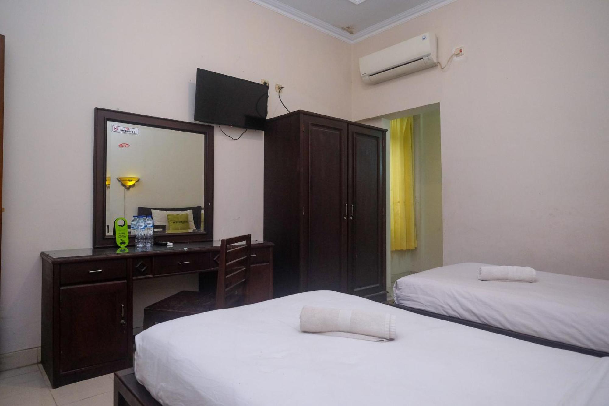Urbanview Hotel Pondok Anggun Yogyakarta By Reddoorz Maguwo Extérieur photo