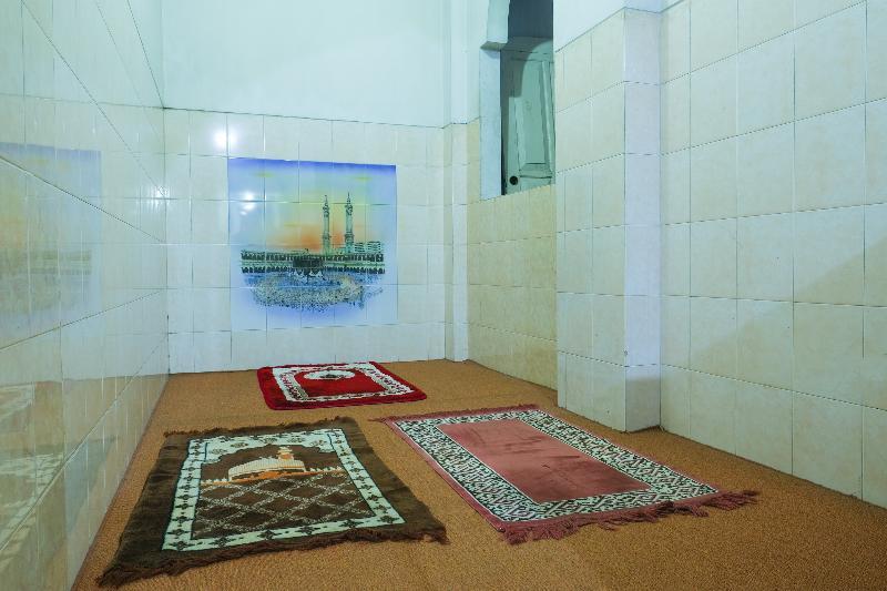 Urbanview Hotel Pondok Anggun Yogyakarta By Reddoorz Maguwo Extérieur photo